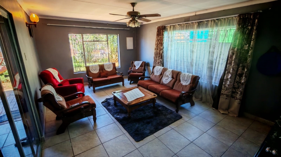 3 Bedroom Property for Sale in Heidedal Free State